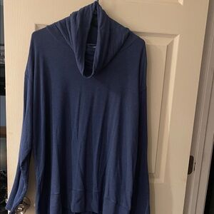 Liz Claiborne Navy Hooded Top
